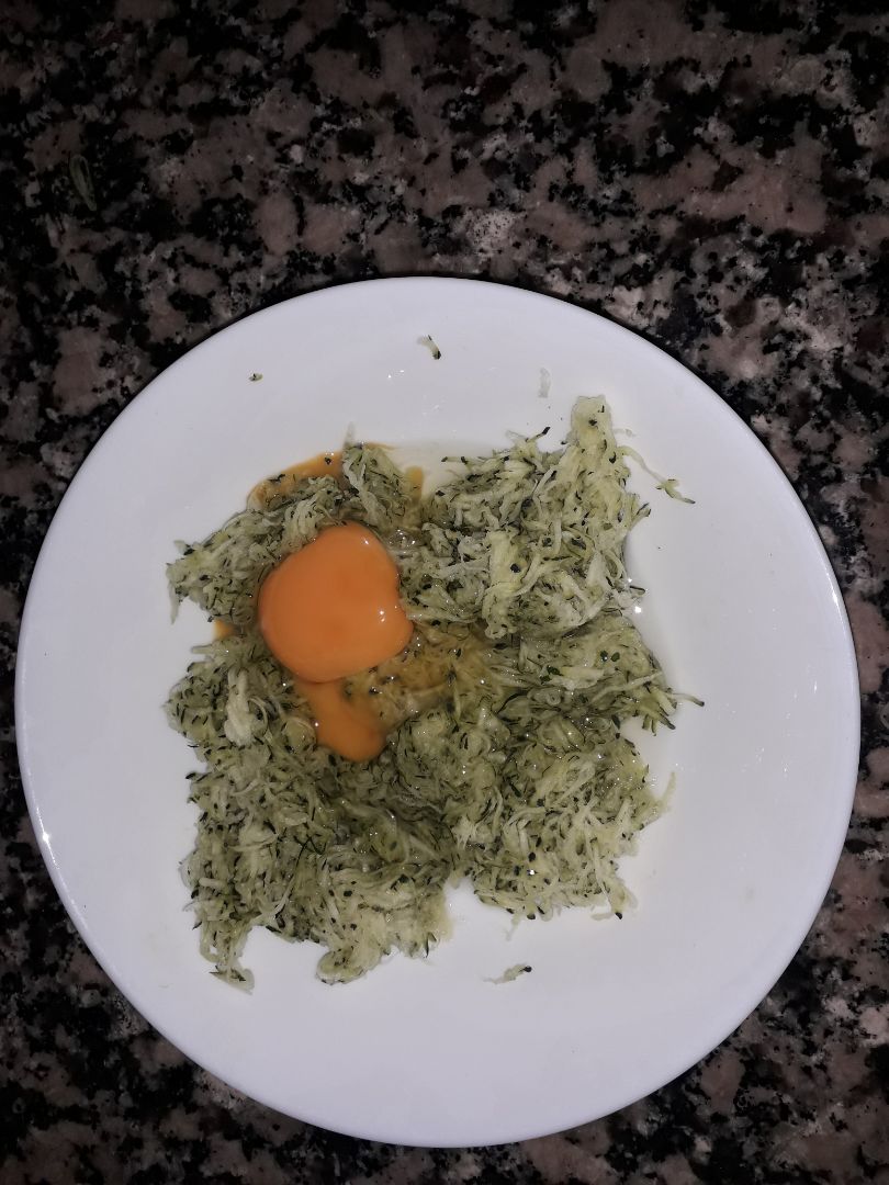 TORTILLA DE CALABACÍN Y HUEVO!  Paso 2