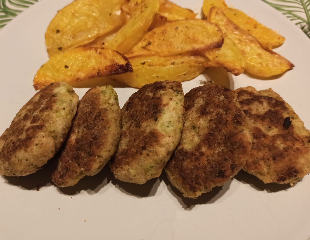 Nuggets de pollo y brócoli Nuggets de pollo y brócoli