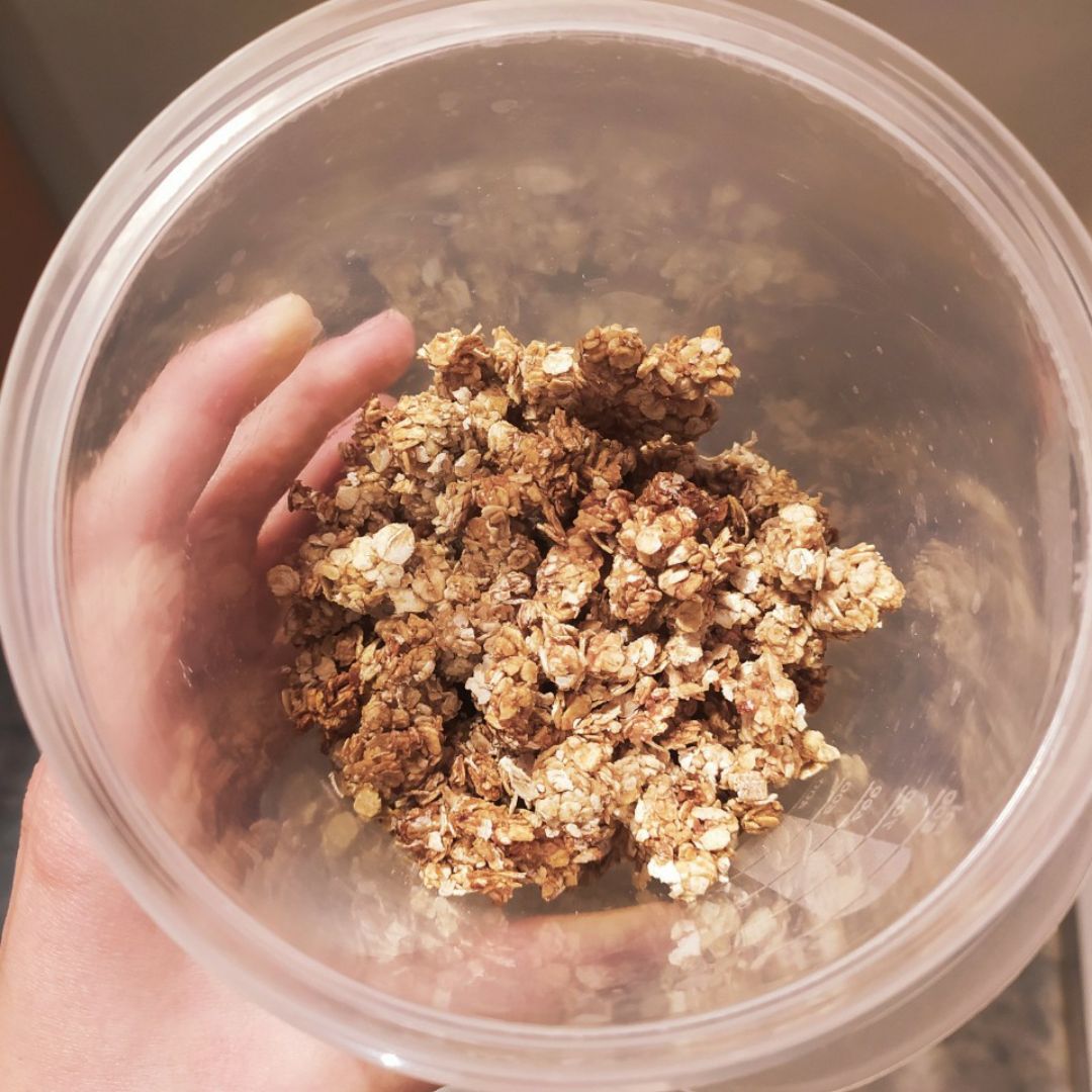 Granola 🥣 Granola 🥣