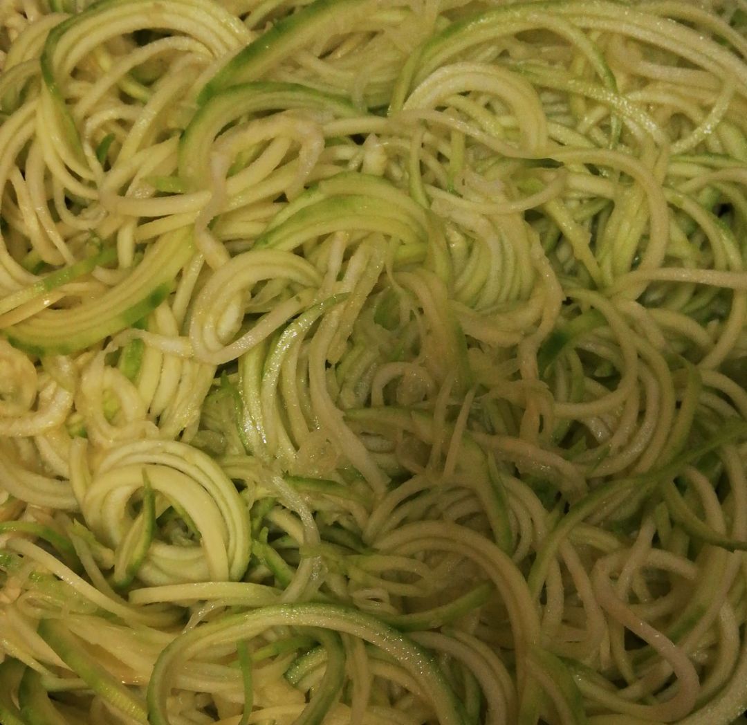 Espaguetis de calabacín con boloñesa de pavo  Paso 0