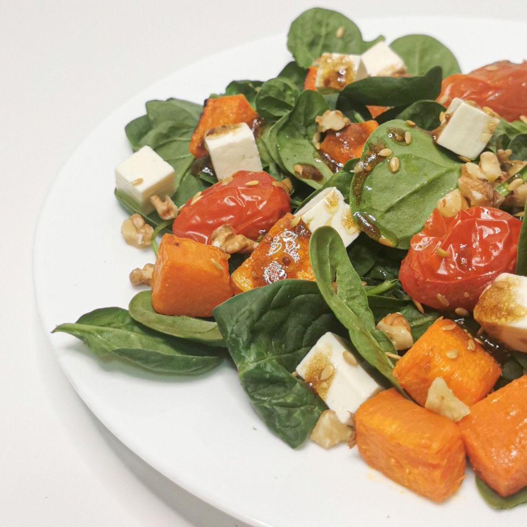 ENSALADA DE OTOÑO con calabaza y vinagreta ENSALADA DE OTOÑO con calabaza y vinagreta