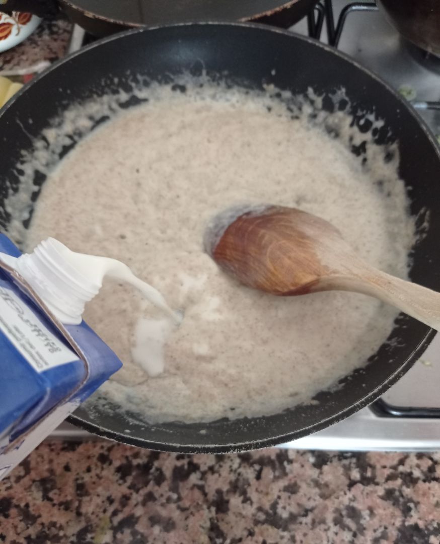 Bechamel Paso 1 Bechamel Paso 1