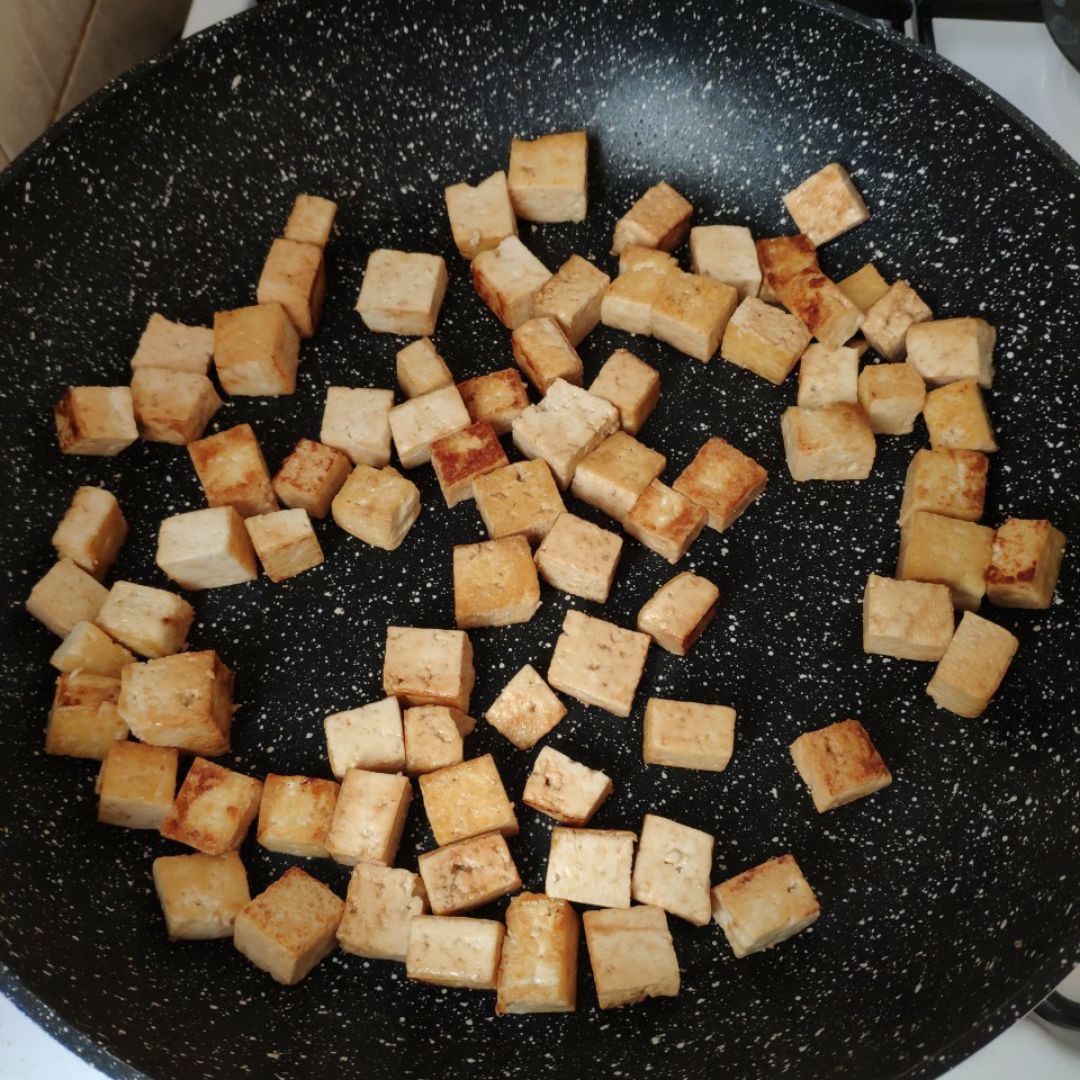 Tofu en salsa de cacahuete Paso 0 Tofu en salsa de cacahuete Paso 0