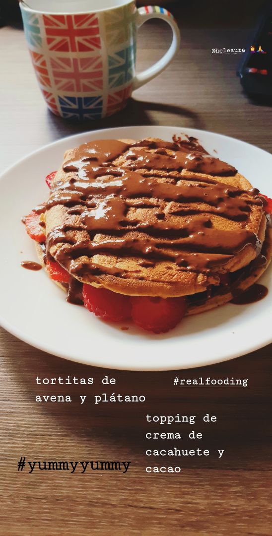 TORTITAS DE AVENA Y PLÁTANO TORTITAS DE AVENA Y PLÁTANO