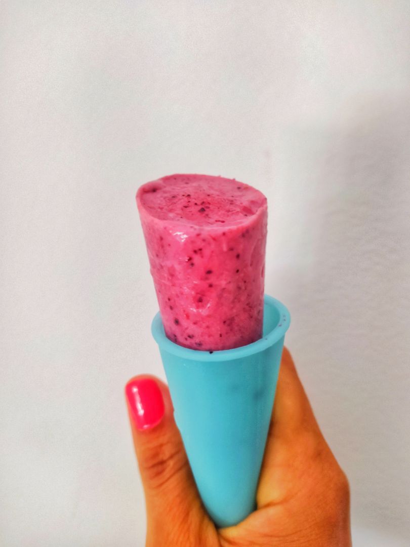 Helado de arandanos y fesas