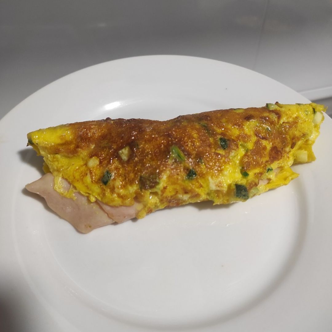 Rollito de tortilla con calabacín, jamon york y queso 🌮 Rollito de tortilla con calabacín, jamon york y queso 🌮