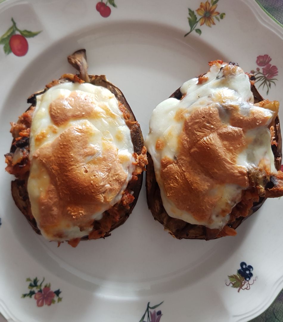 Berenjena rellena de atún Berenjena rellena de atún