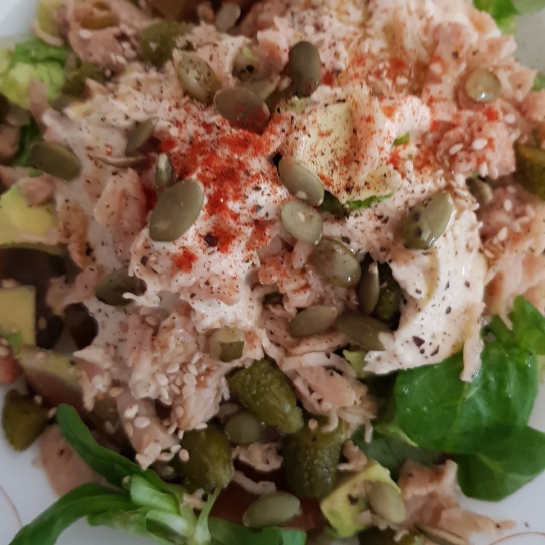 Ensalada con hummus y pollo🍴