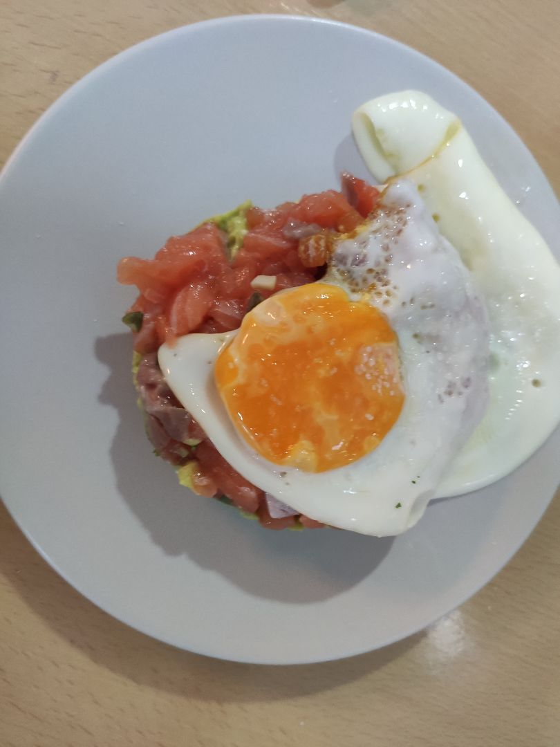 Tartar de salmón con aguacate Paso 3 Tartar de salmón con aguacate Paso 3