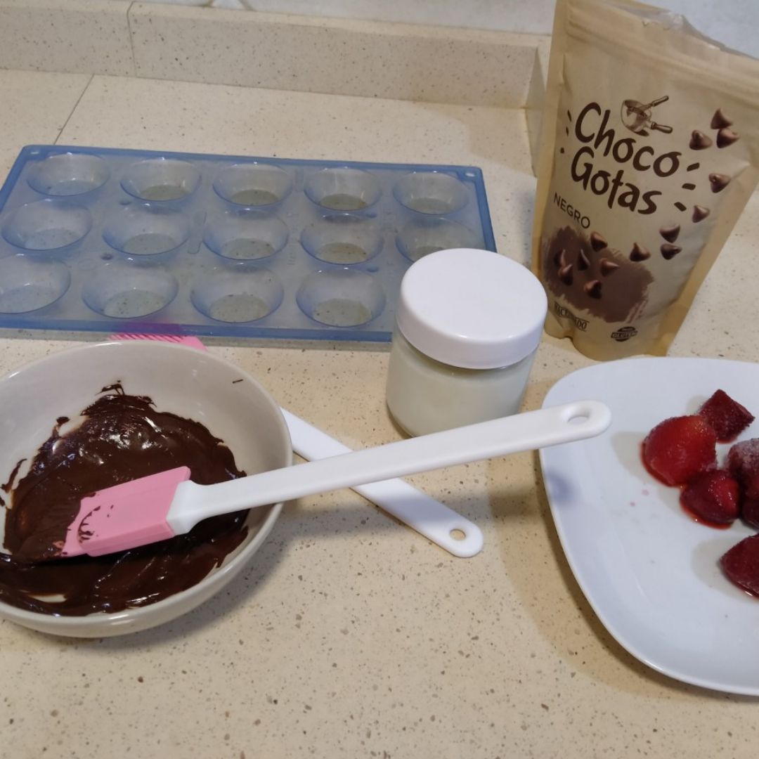 Helado de yogur y fresas con chocolate Paso 0 Helado de yogur y fresas con chocolate Paso 0