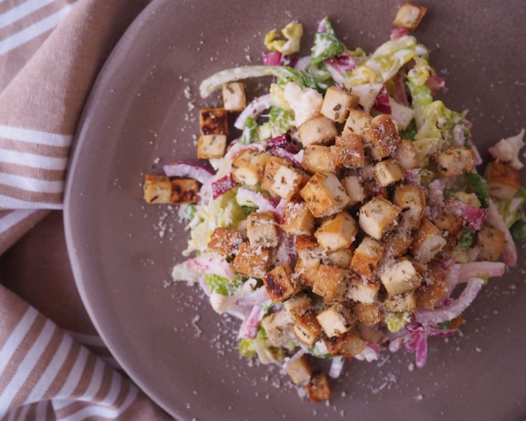 ENSALADA CÉSAR VEGETARIANA ENSALADA CÉSAR VEGETARIANA