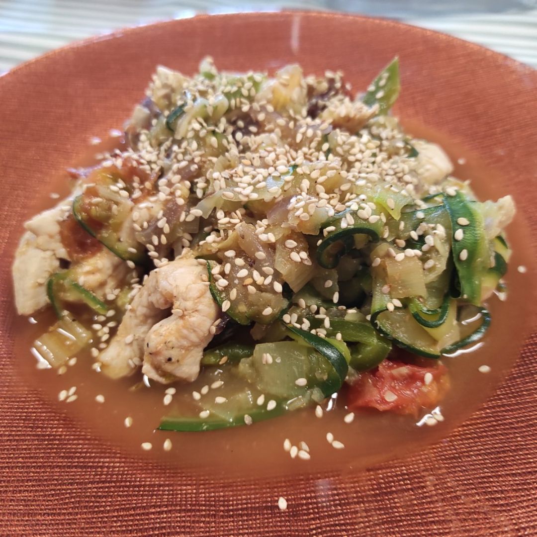 Wok LOWCARB de pollo con verduritas Wok LOWCARB de pollo con verduritas
