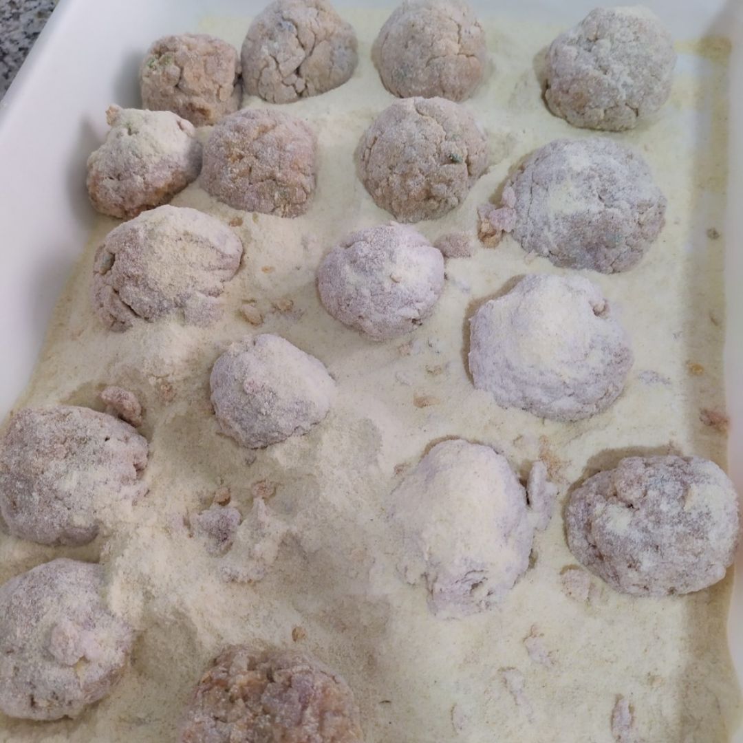 Albóndigas de pollo Paso 1 Albóndigas de pollo Paso 1