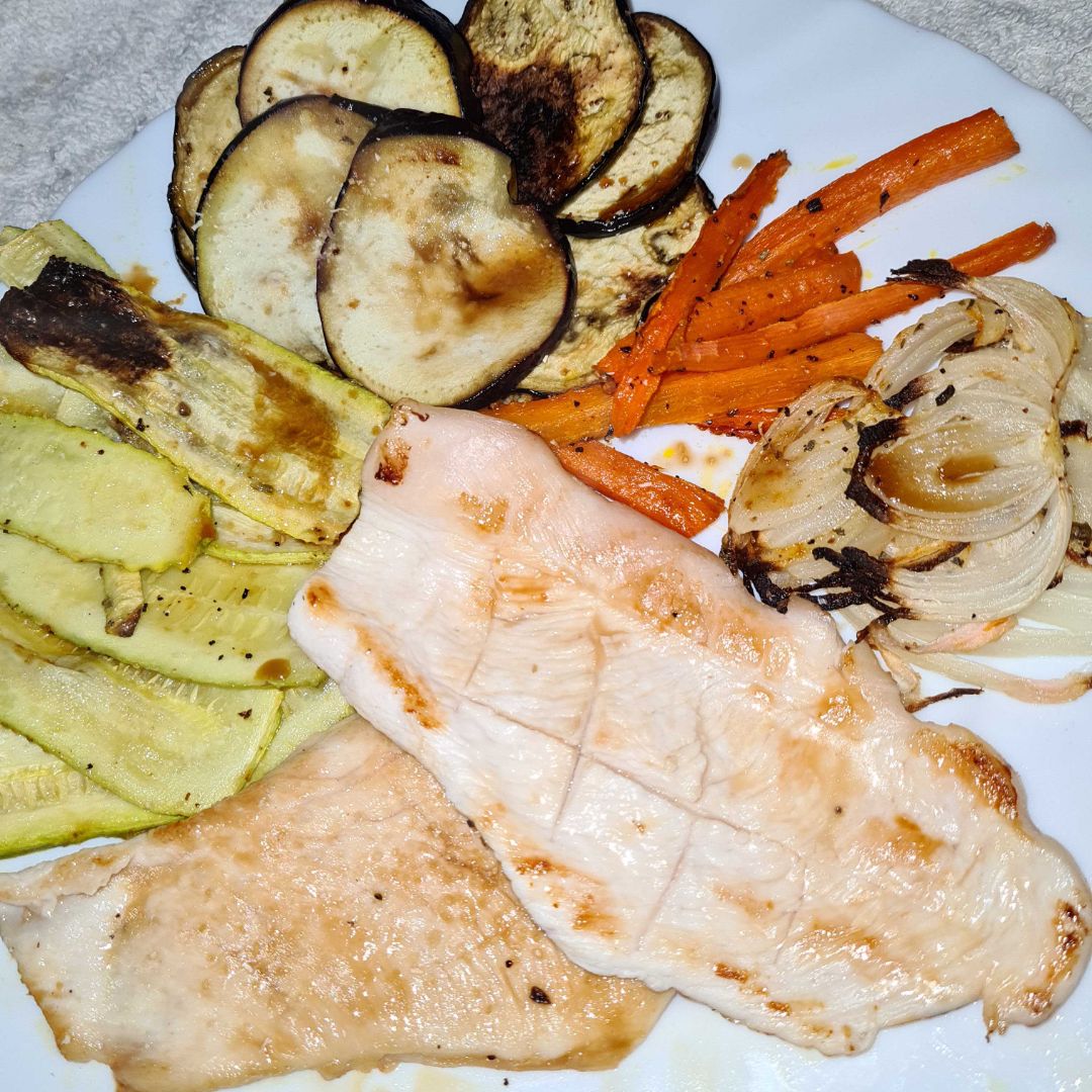 Verduras al horno y pollo Verduras al horno y pollo