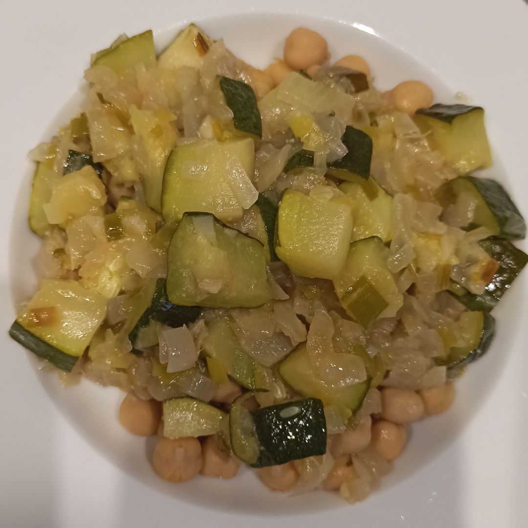 Garbanzos con calabacín Garbanzos con calabacín