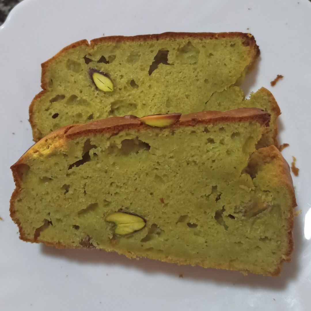 Bizcocho de aguacate y pistachos 🥑 Bizcocho de aguacate y pistachos 🥑