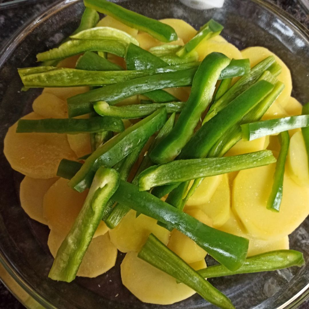 Bacalao al horno con patatas y verdurasStep 0