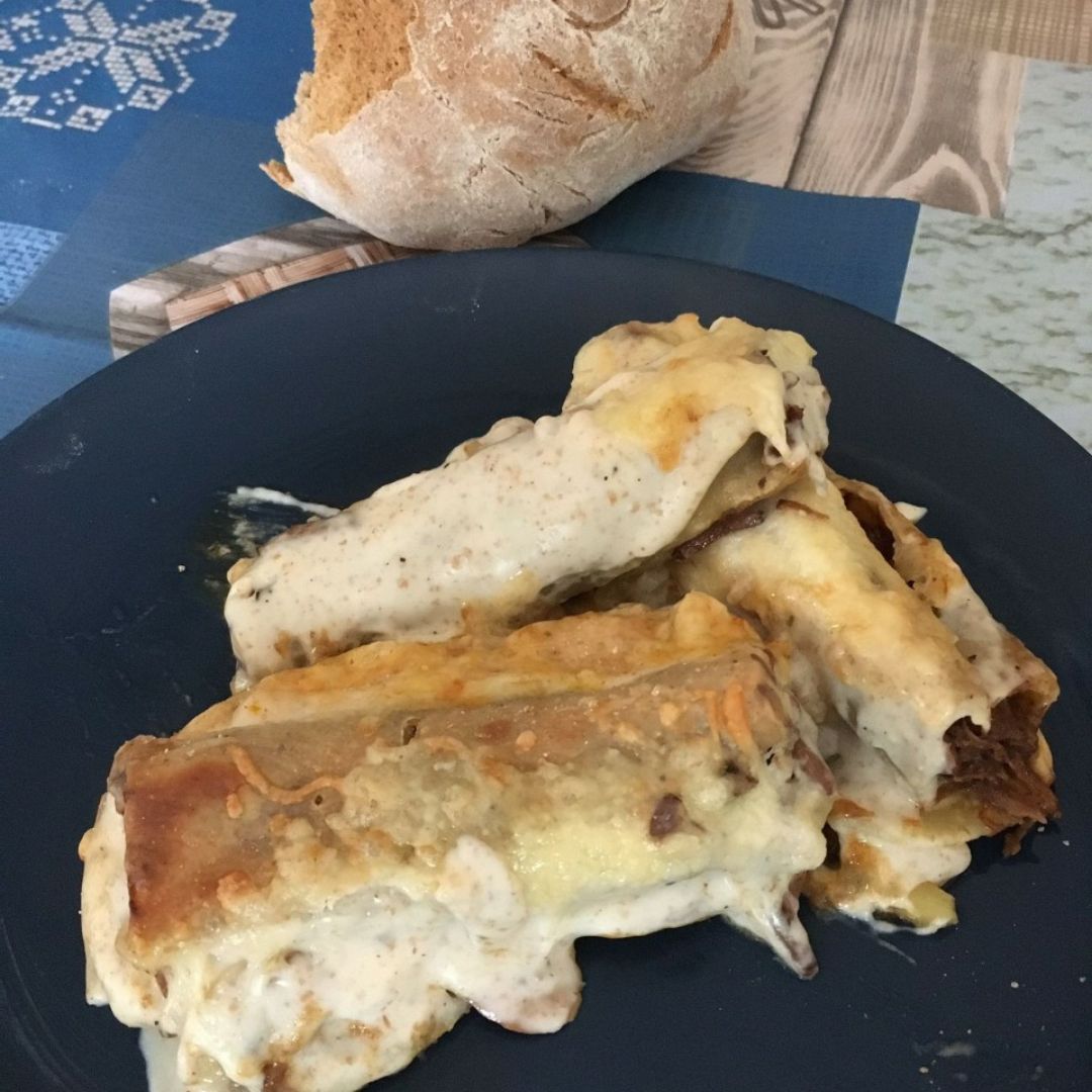 Canelones de estofado de ternera Canelones de estofado de ternera