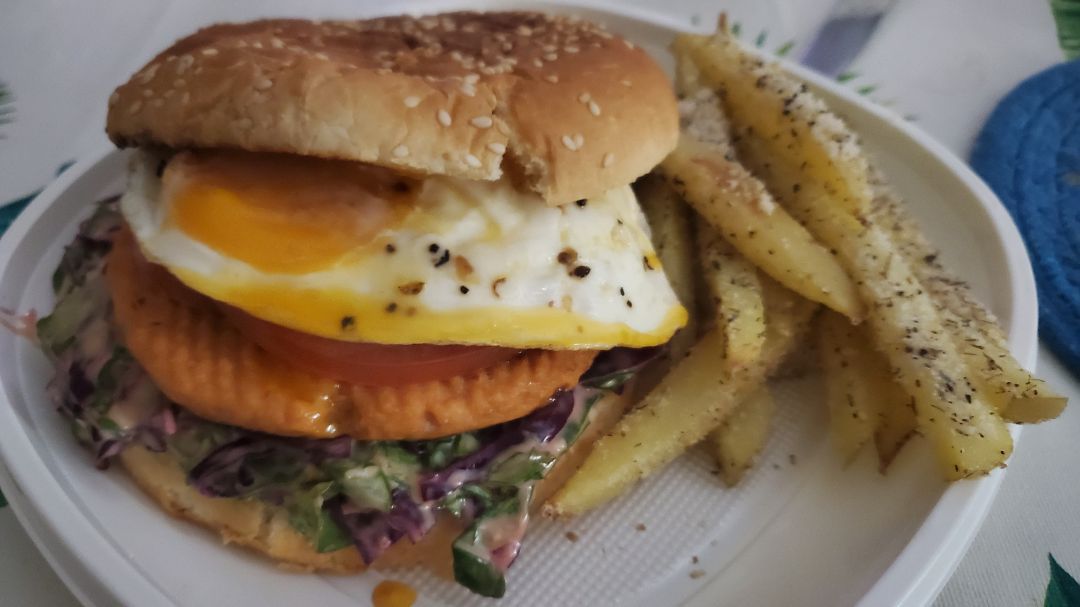 Hamburguesa de salmón (toque asiatico) Paso 4 Hamburguesa de salmón (toque asiatico) Paso 4