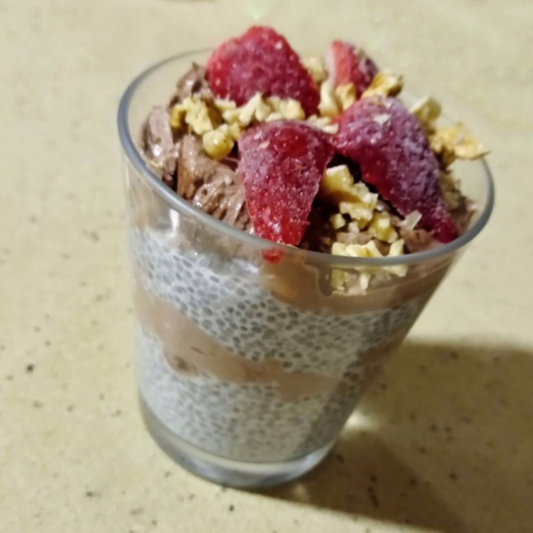 Pudding de chía con yogurt y cacao Pudding de chía con yogurt y cacao