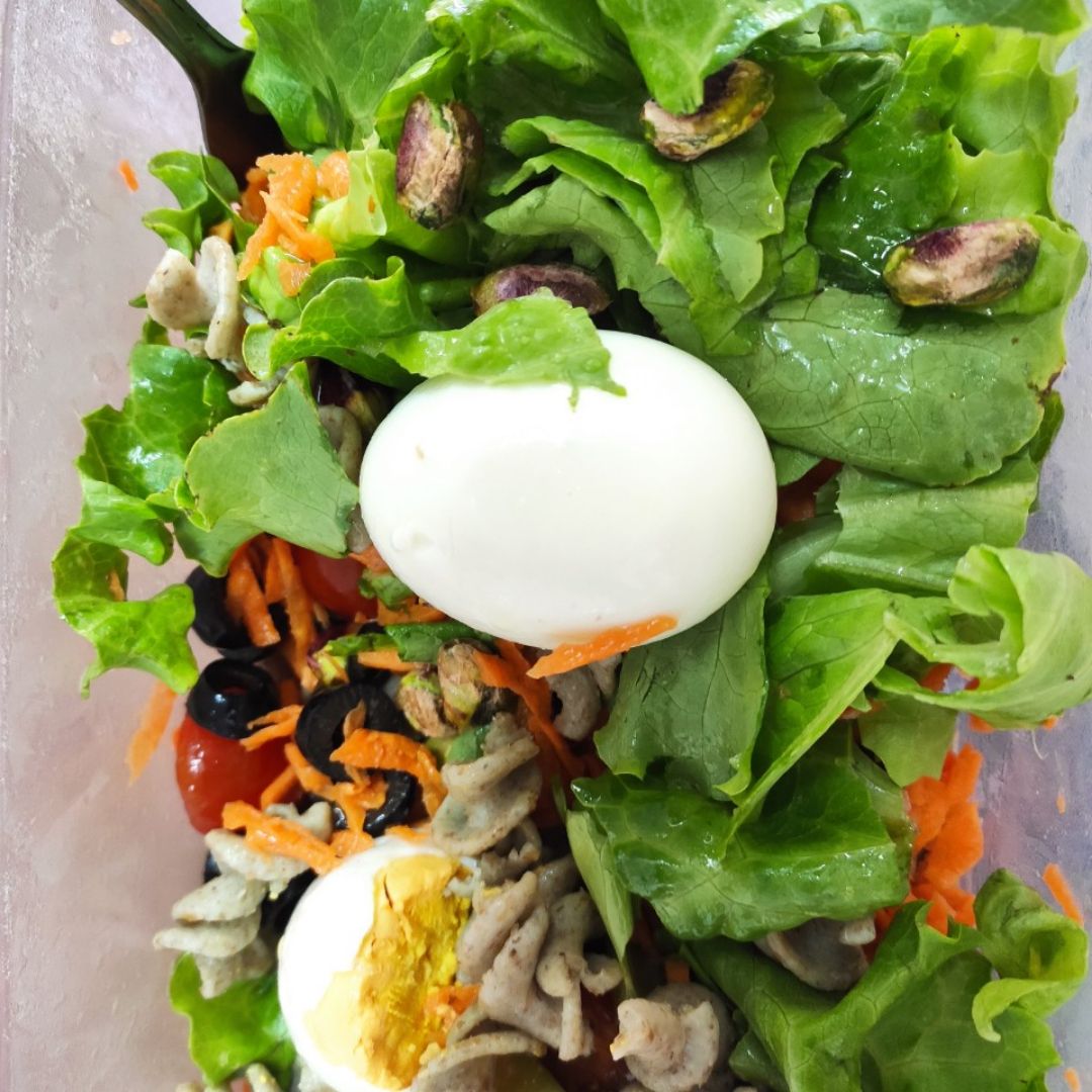 Ensalada de pasta de espirulina