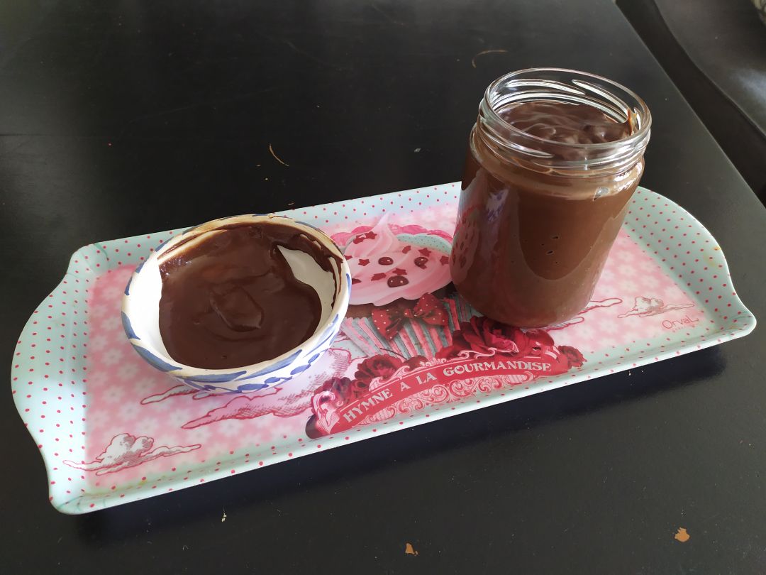 Crema de chocolate con leche Crema de chocolate con leche