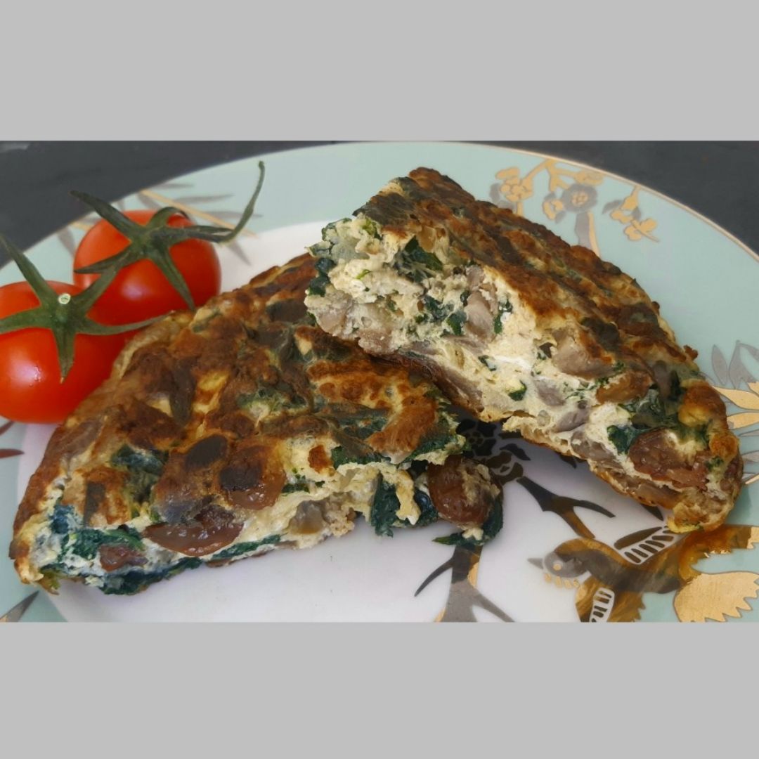 Tortilla de 🍄setas, pasas y espinacas Tortilla de 🍄setas, pasas y espinacas
