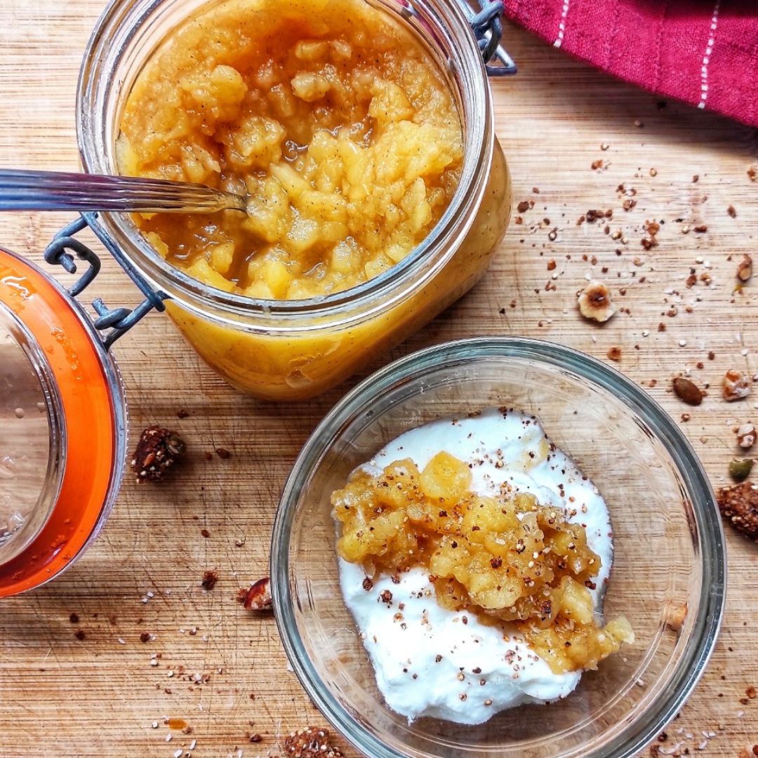 Compota de poma, canyella i gingebre // compota de manzana, canela y jengibre Compota de poma, canyella i gingebre // compota de manzana, canela y jengibre