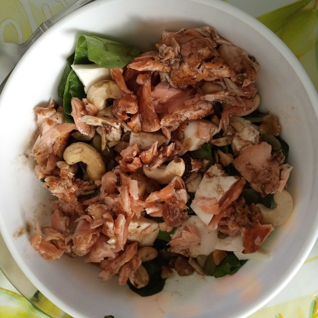 Ensalada de salmon Ensalada de salmon