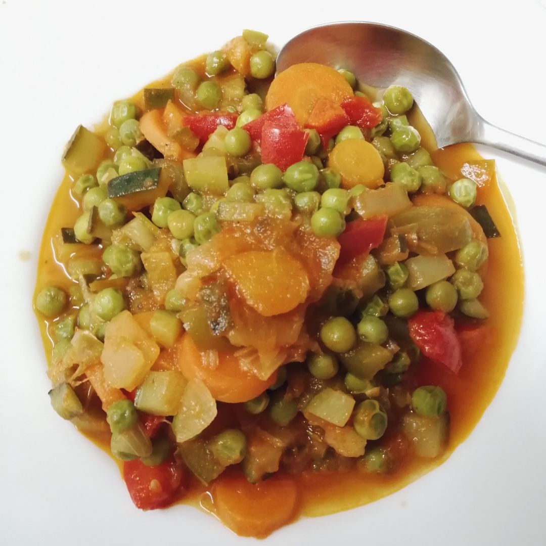 Guisantes con verduritas Guisantes con verduritas