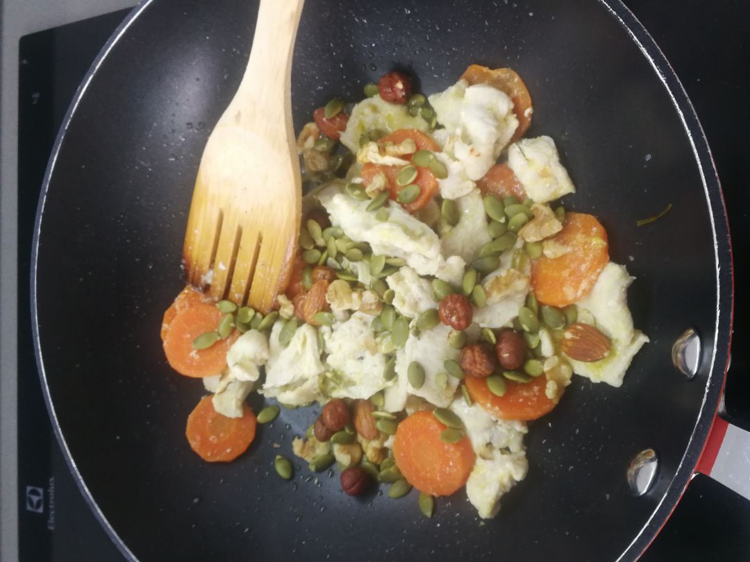 Pollo con frutos secos Paso 1 Pollo con frutos secos Paso 1