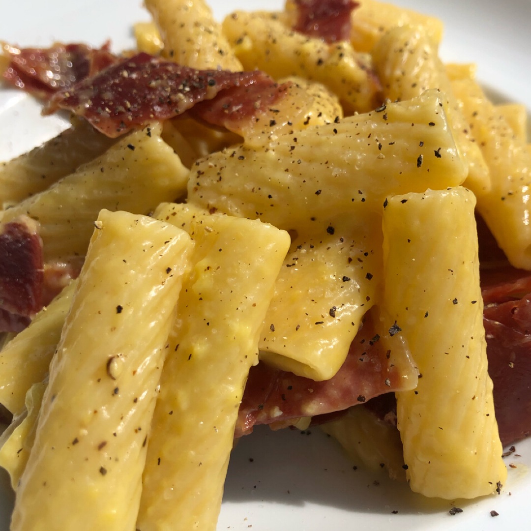 Receta tradicional de pasta carbonara Step 0