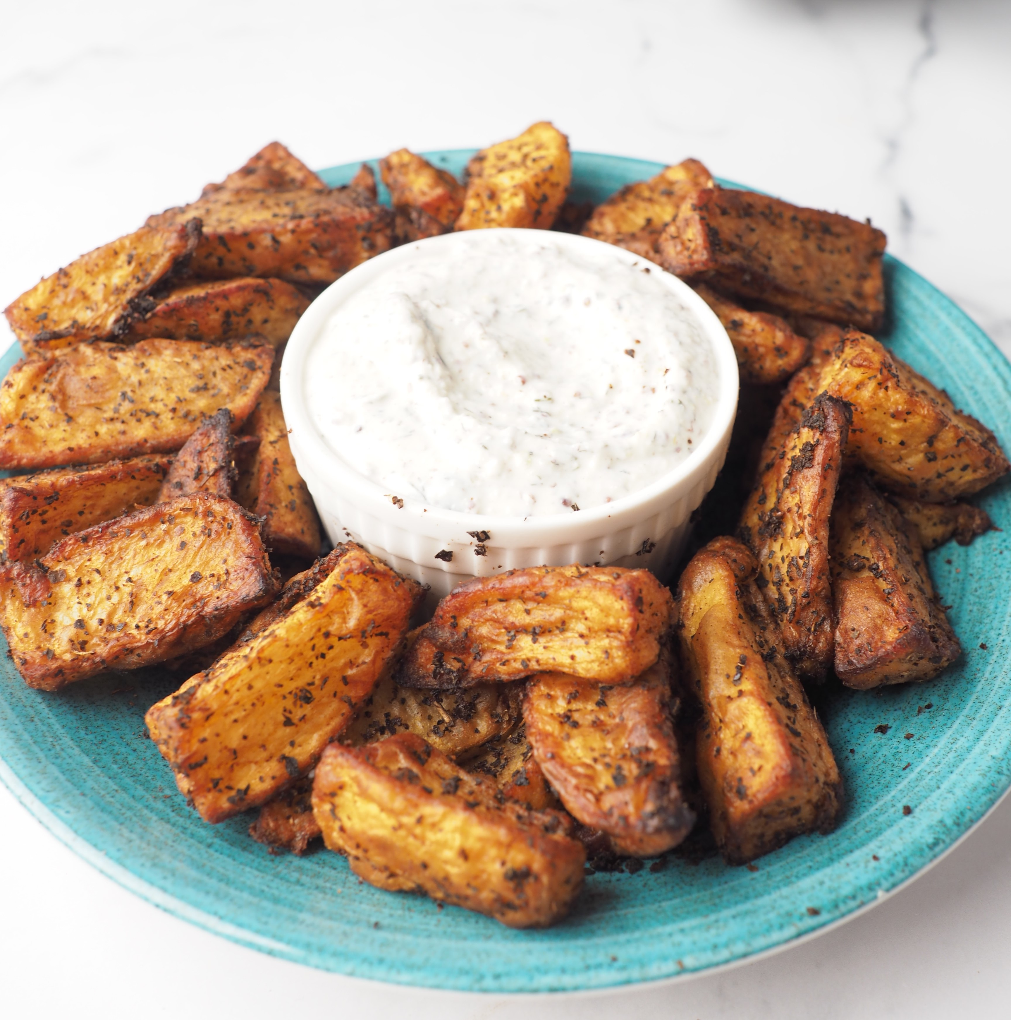 Patatas deluxe con salsa