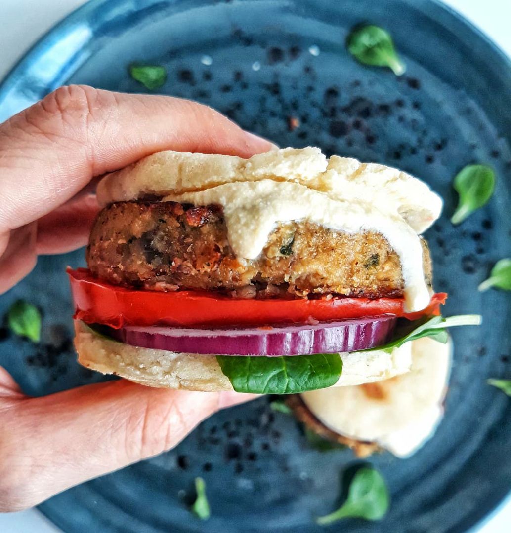 🌱BURGER DE CHAMPIÑONES CON PAN EN LA SARTÉN 🌱 🌱BURGER DE CHAMPIÑONES CON PAN EN LA SARTÉN 🌱