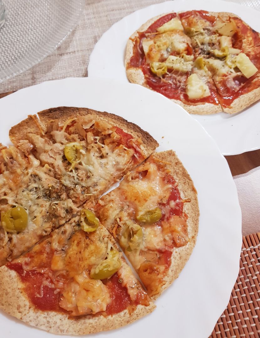 Pizza con base de tortitas integrales