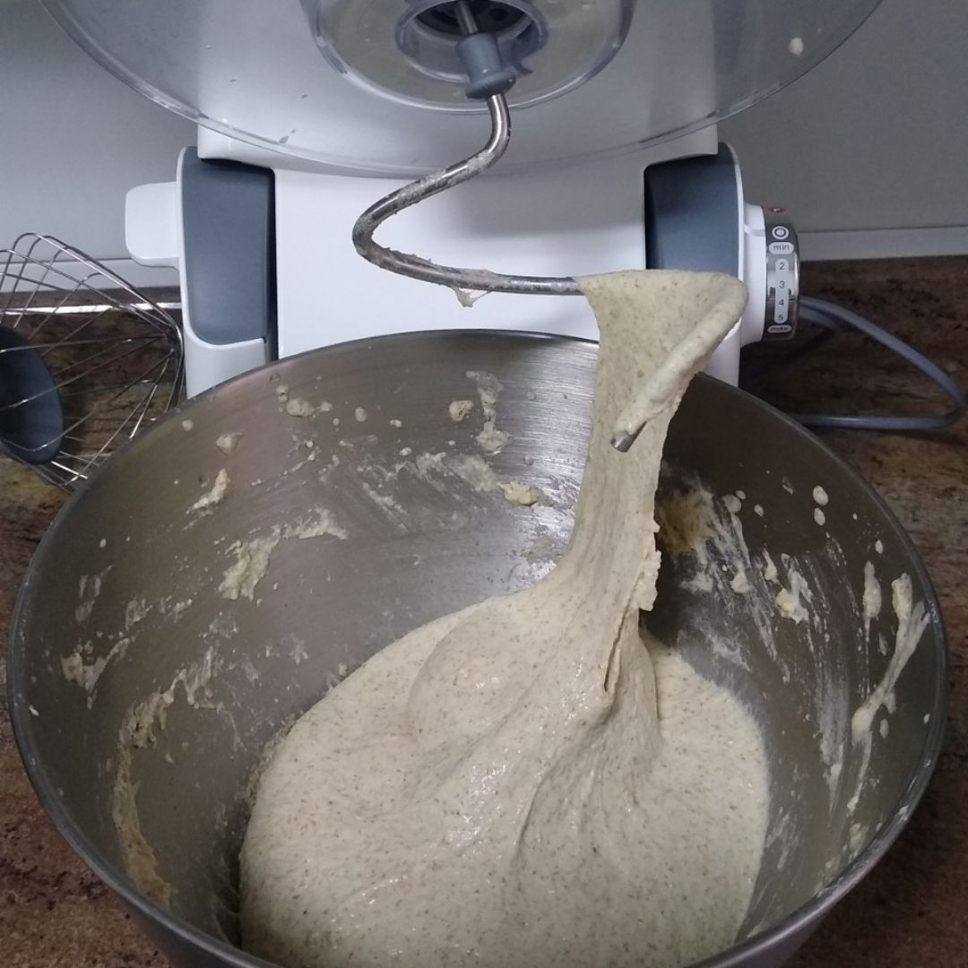 Pan semi integral con masa madre Paso 1 Pan semi integral con masa madre Paso 1