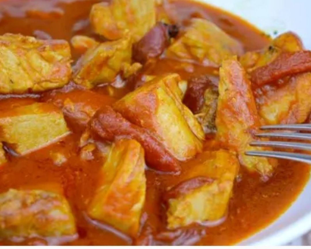 Filetes de atún con pimientos