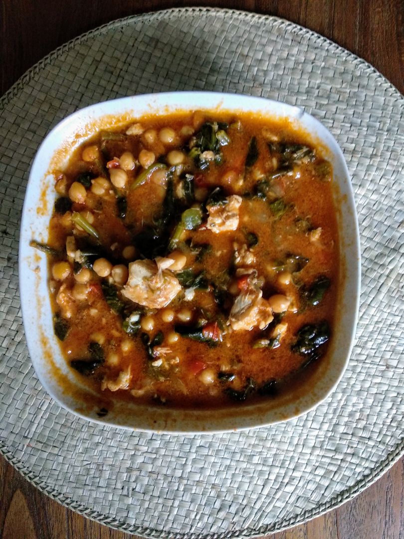 Garbanzos con espinacas y bacalao ☺️ Garbanzos con espinacas y bacalao ☺️