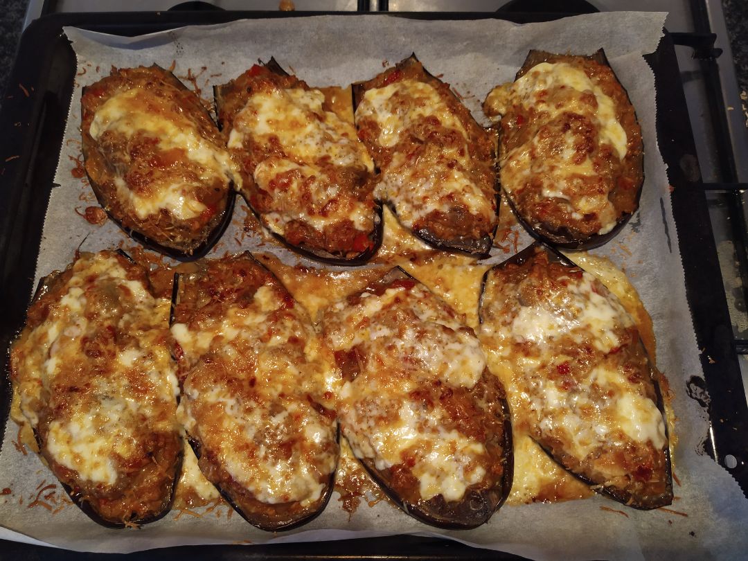 Berenjenas picantes rellenas de carne Berenjenas picantes rellenas de carne