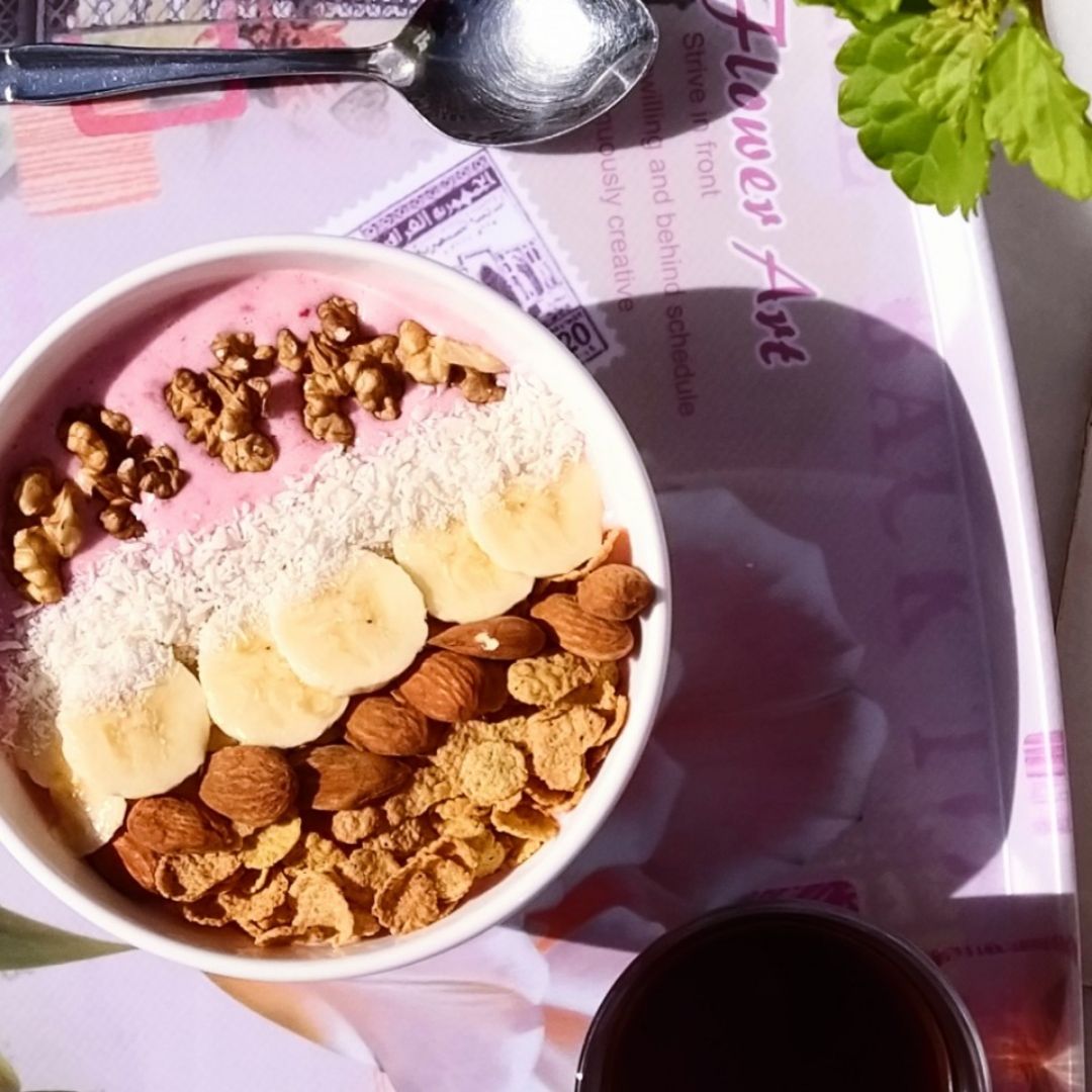 Pink smoothie bowl.