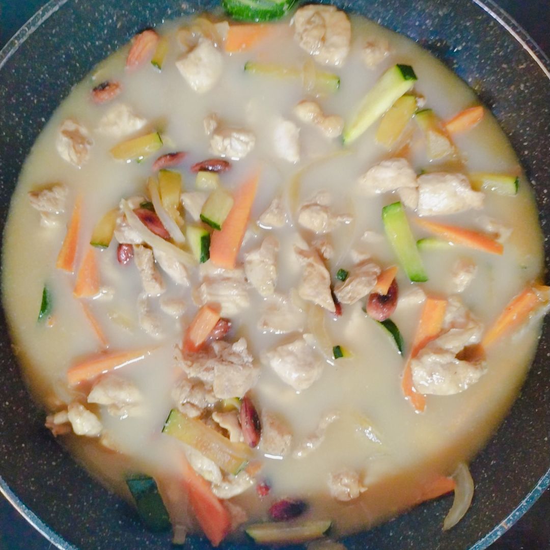 Pollo con almendras Paso 5 Pollo con almendras Paso 5