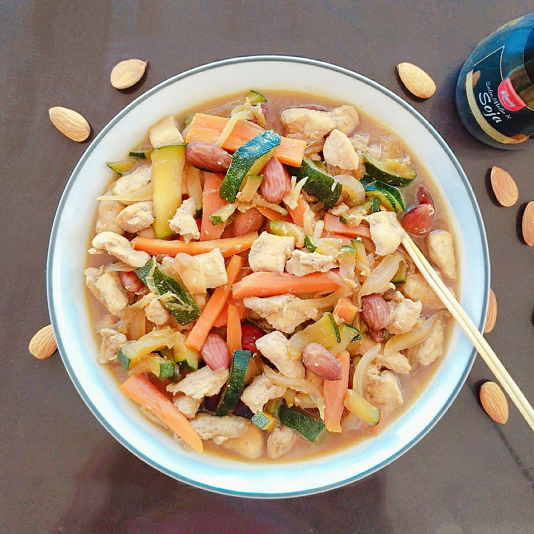 Pollo con almendras Paso 6 Pollo con almendras Paso 6