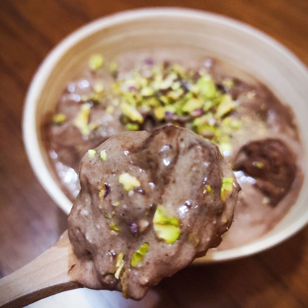 Helado cremoso de chocolate y pistacho😋 Helado cremoso de chocolate y pistacho😋