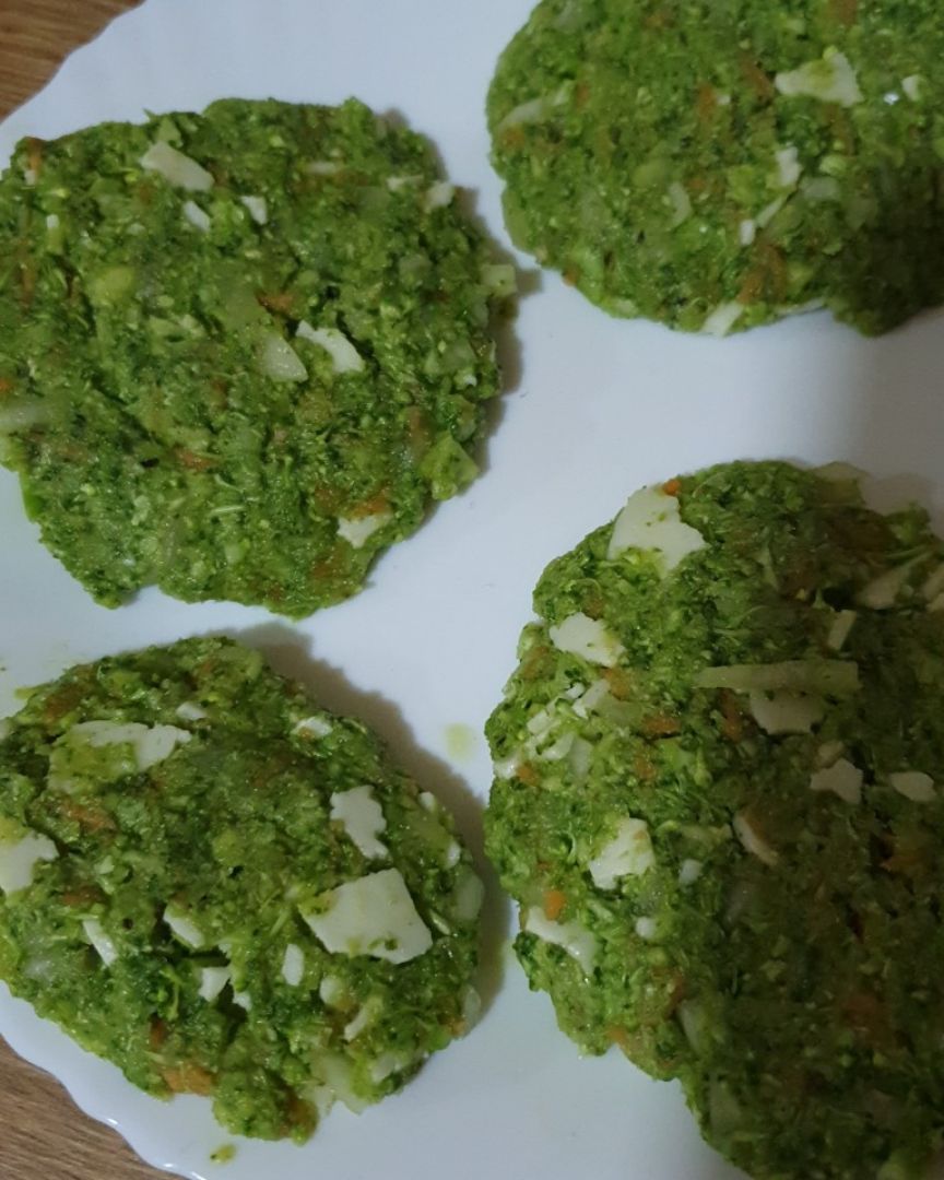 Hamburguesa de brocoli y zanahoria 🥦🥕 Paso 3