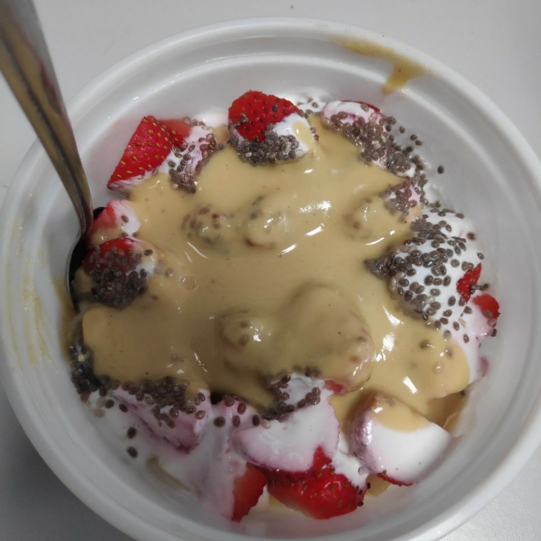 Kefir, manzana y fresas Kefir, manzana y fresas