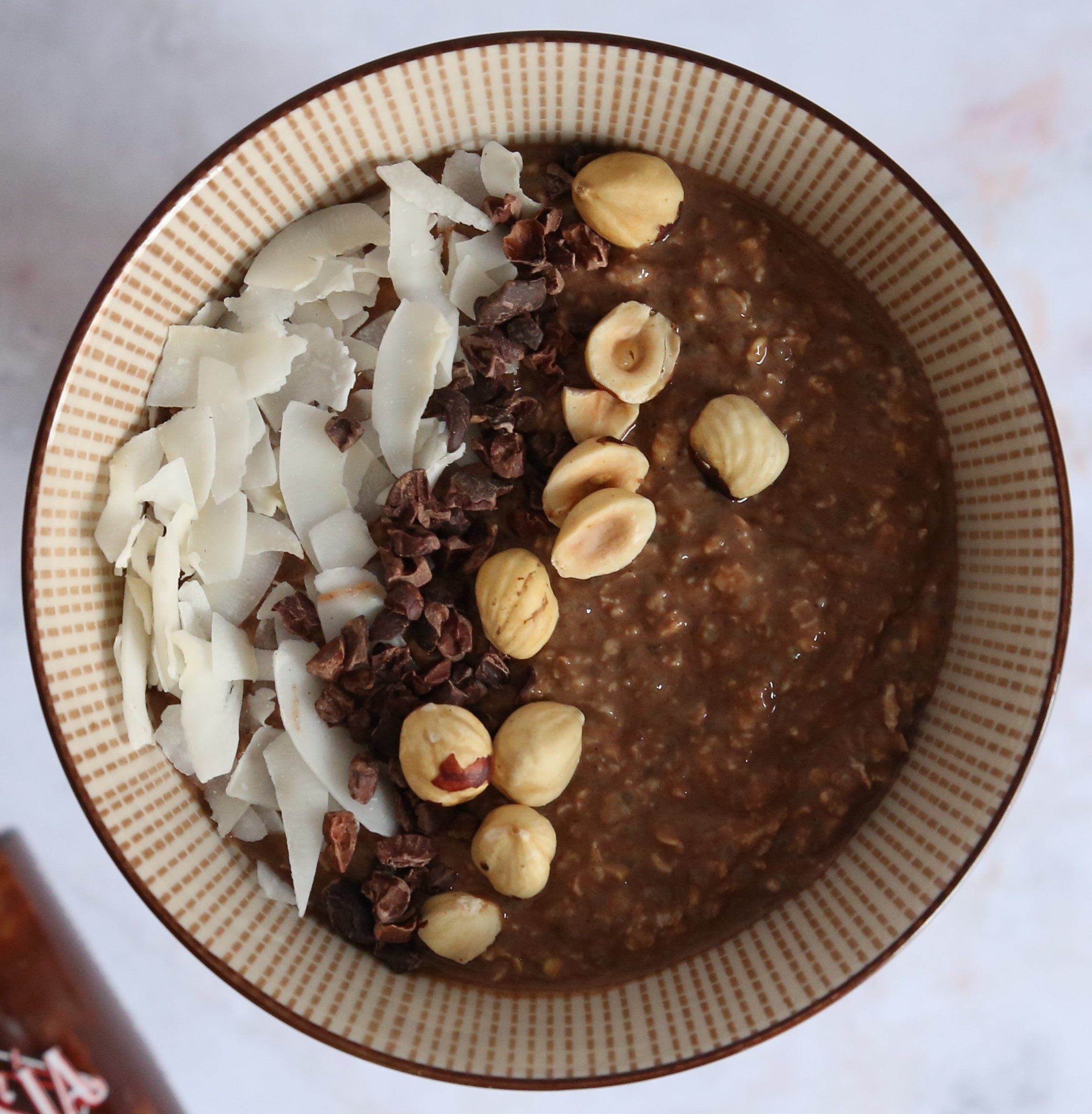 Pudding de chía y avena con crema de cacao