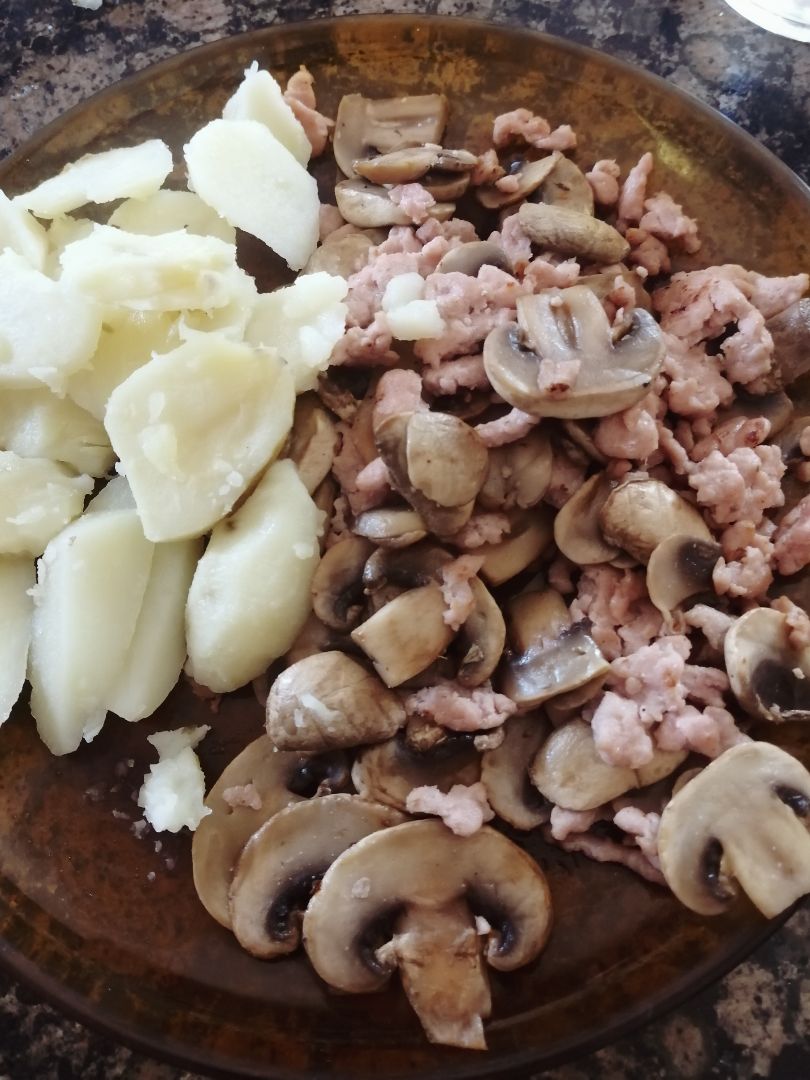 REVUELTO DE CHAMPIÑONES  CON CARNE🍄