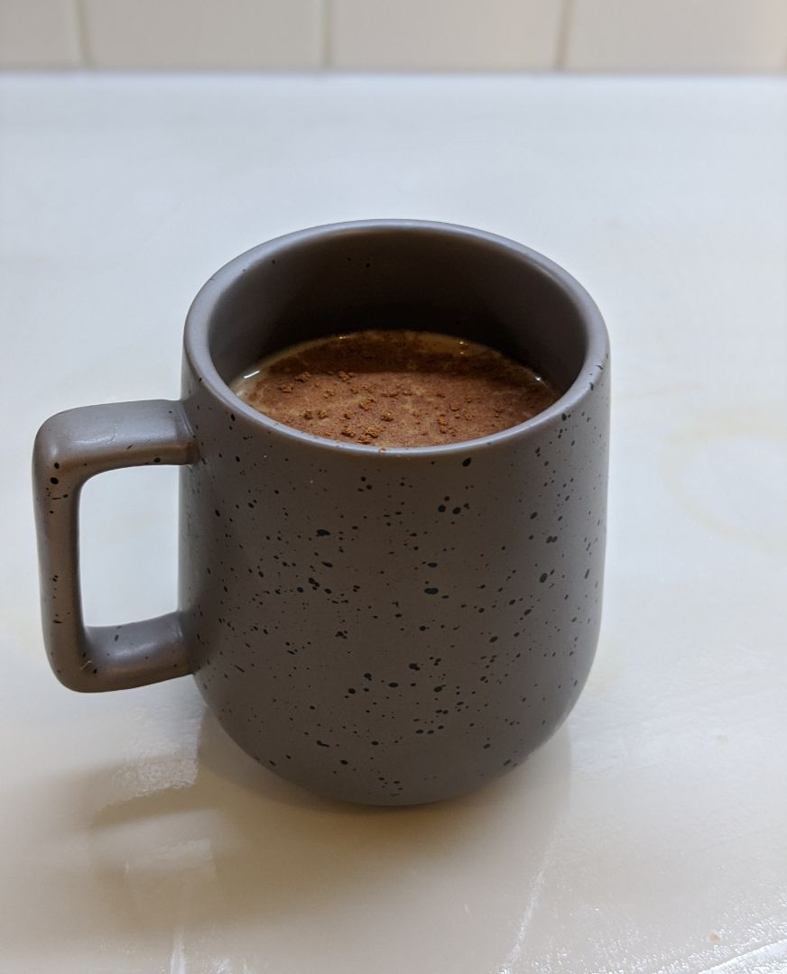 Cafe con leche y canela Cafe con leche y canela