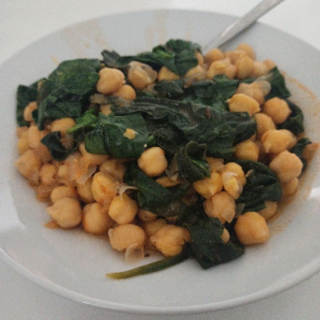 Garbanzos con espinacas