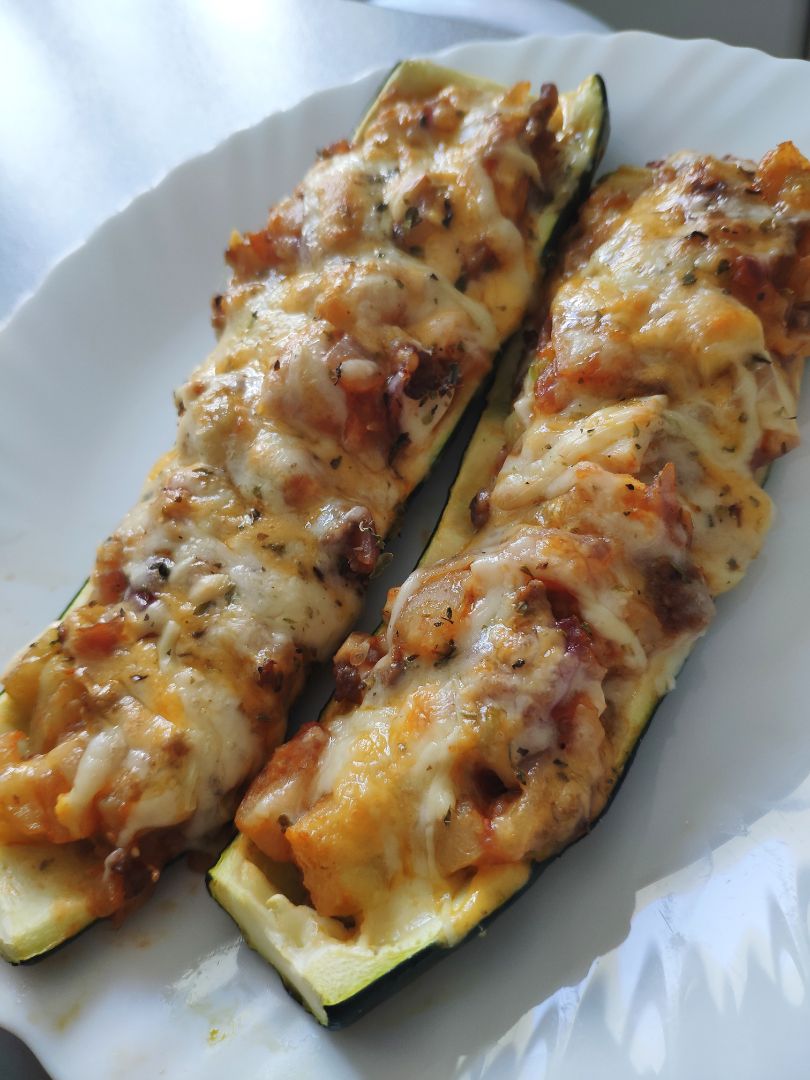 Calabacines rellenos gratinados Calabacines rellenos gratinados
